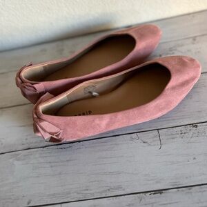 Torrid 9 1/2 Pink Flats With bows